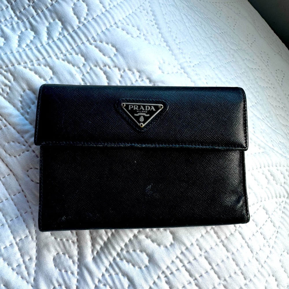PRADA BLACK WALLET